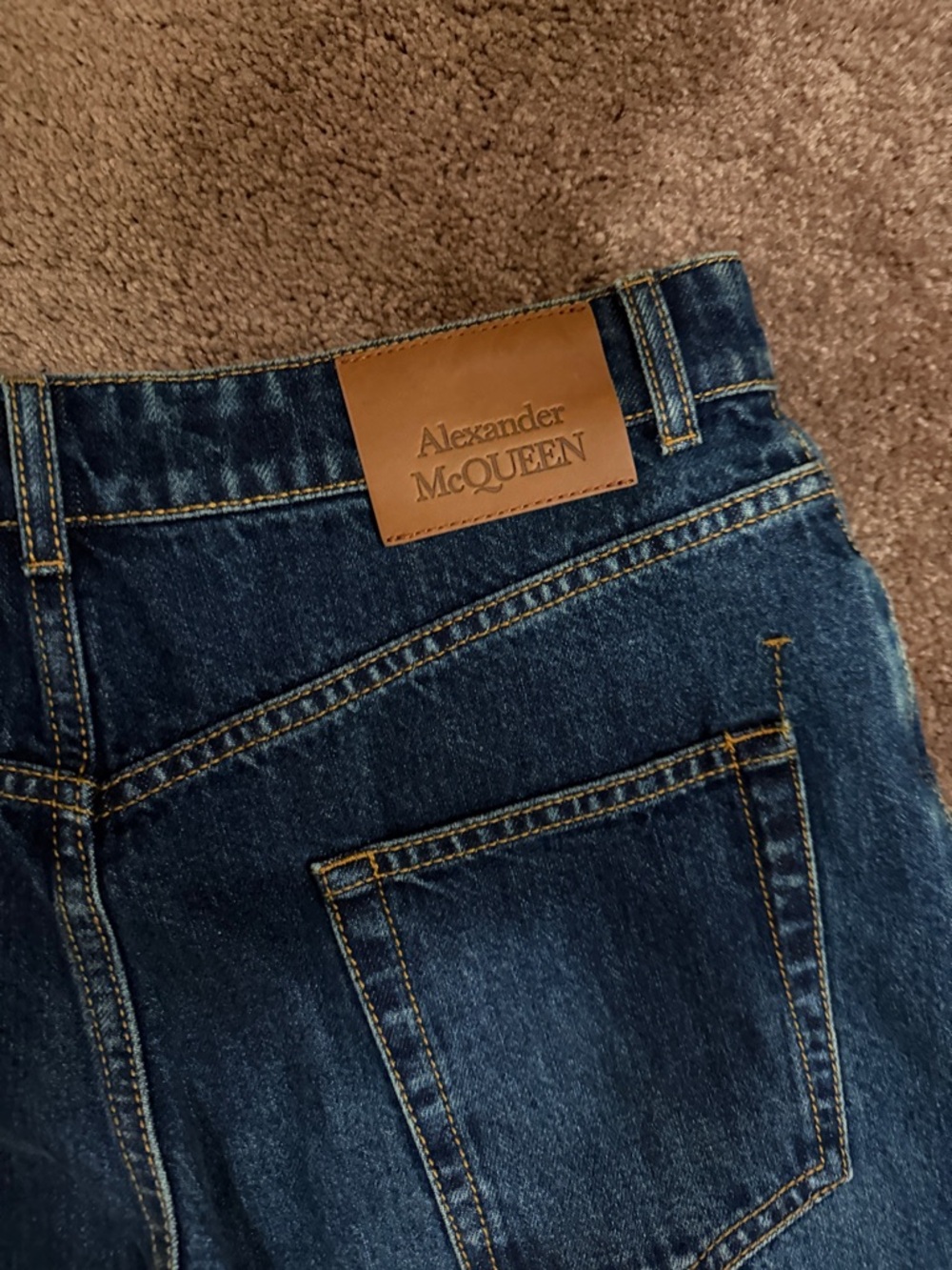 Alexander McQueen brand new woman jeans size 26 - Picture 5 of 7